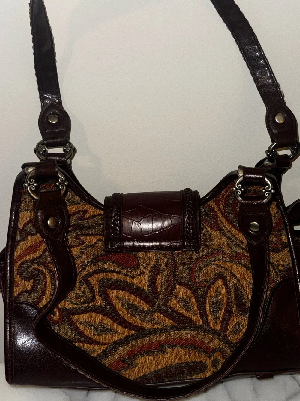 VTG Bueno Brown Carpet Bag Leather w Silver Accents Snap Pockets on Each Side